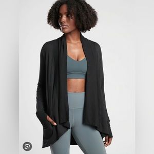 Athleta Pranayama Wrap